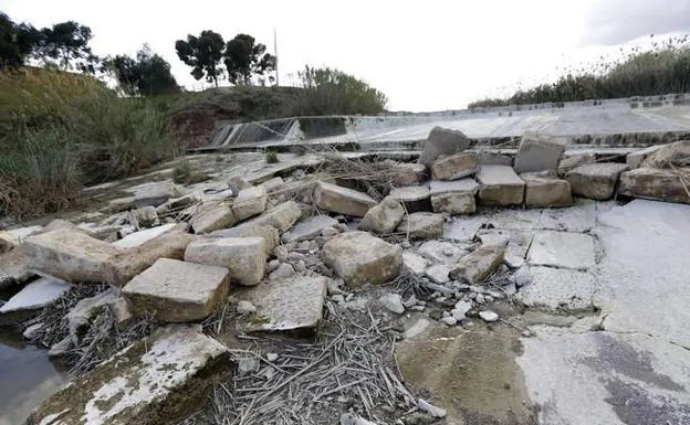 Ciudadanos Lamenta La Tardanza Para Restaurar El Azud De La